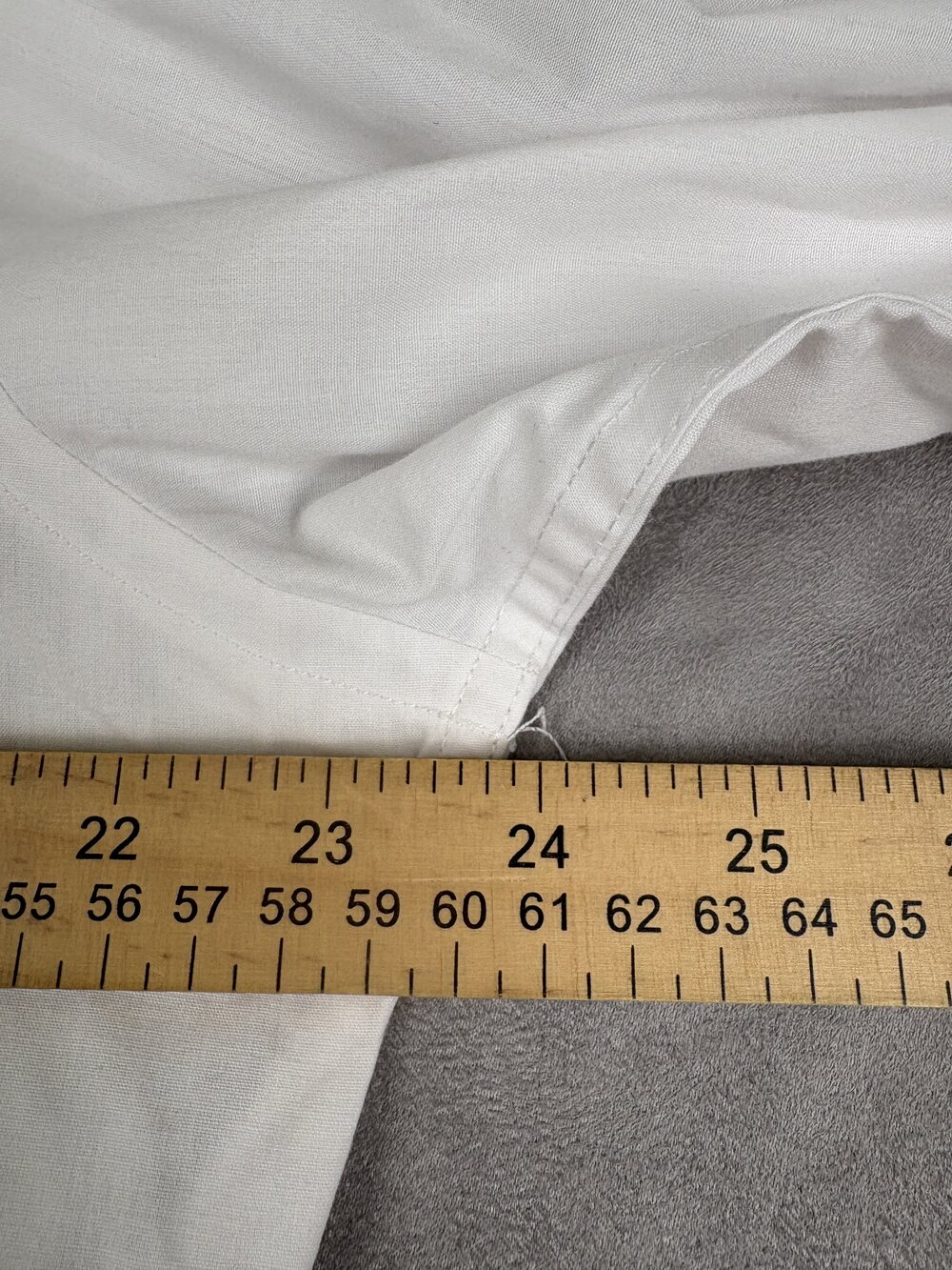 Giorgio Armani Men's White Dress Shirt - Neck 16.5 - Picture 9 of 10